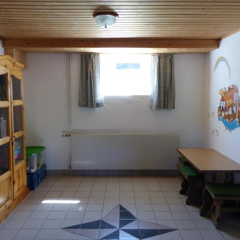 Ferienhaus Wohleser - Apartment mit 5 Schlafzimmern - 4