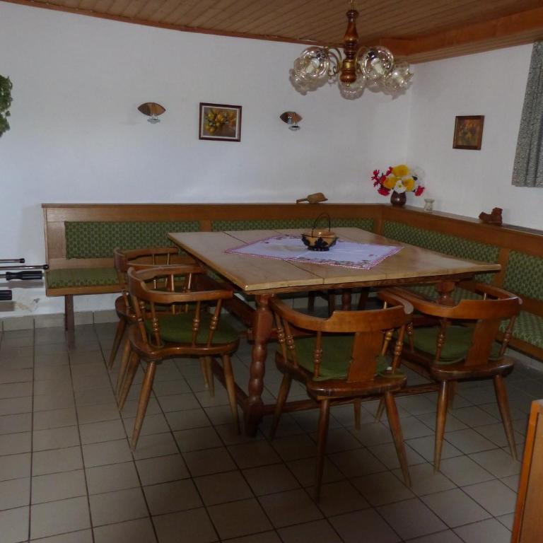 Ferienhaus Wohleser - Apartment mit 5 Schlafzimmern - 5