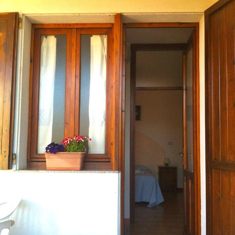 B&b Sa Domo - Camera Matrimoniale/Doppia con Letti Singoli con Bagno Privato - 7