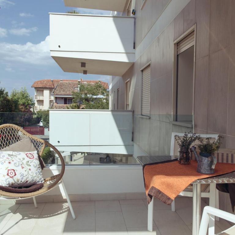 Residence Millecento - Aperto tutto l'anno - Junior Suite con Terrazza e Vista Mare - 10