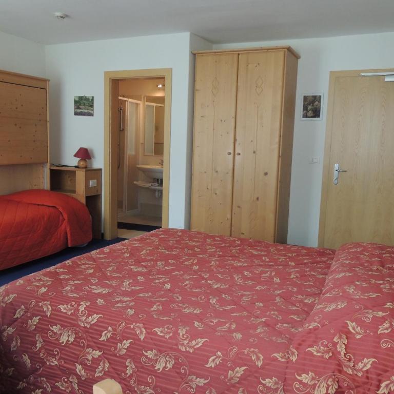 Liz Hotel & Apartments - Camera Tripla - 3