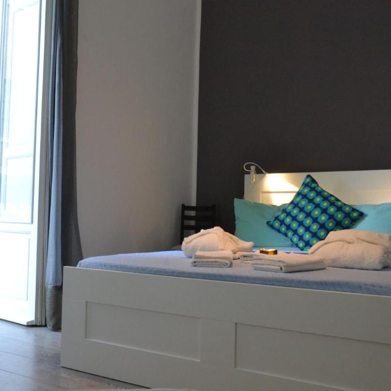 Dietro al Massimo - Camera Deluxe con Bagno Privato Esterno (2 Adulti + 1 Bambino) - 4