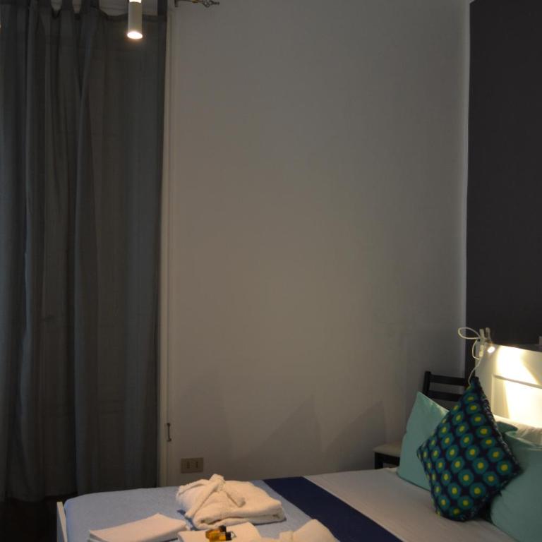 Dietro al Massimo - Camera Deluxe con Bagno Privato Esterno (2 Adulti + 1 Bambino) - 6
