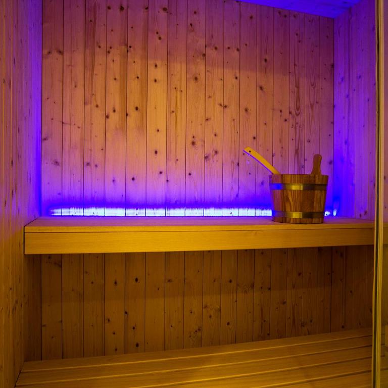 Roman Holidays Boutique Hotel - Camera Superior Matrimoniale/Doppia con Letti Singoli con Accesso Sauna - 2