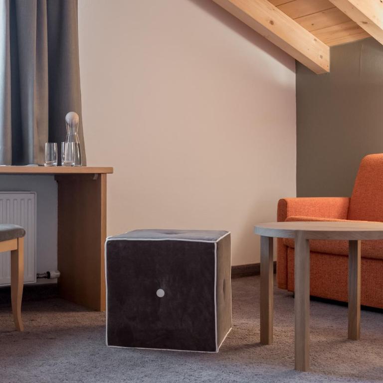 Hotel Tyrolerhof - Familienzimmer (2 Erwachsene + 2 Kinder) - 2