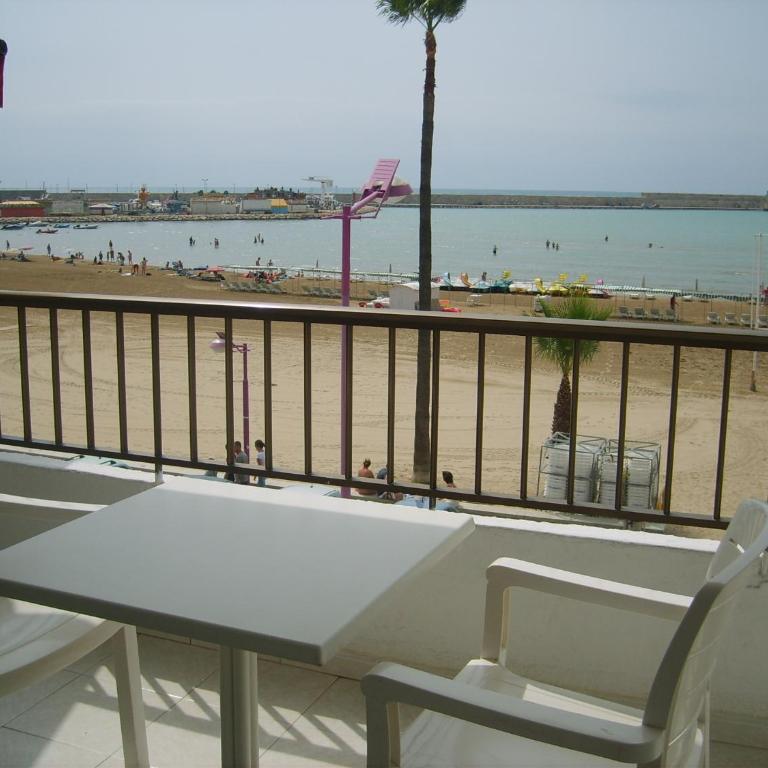 Apartamento céntrico en primera linea de playa - Apartamento con vistas al mar - 5