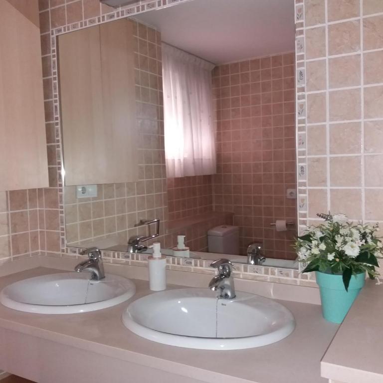 Residencial Estibaliz - Casa de 5 dormitorios - 32