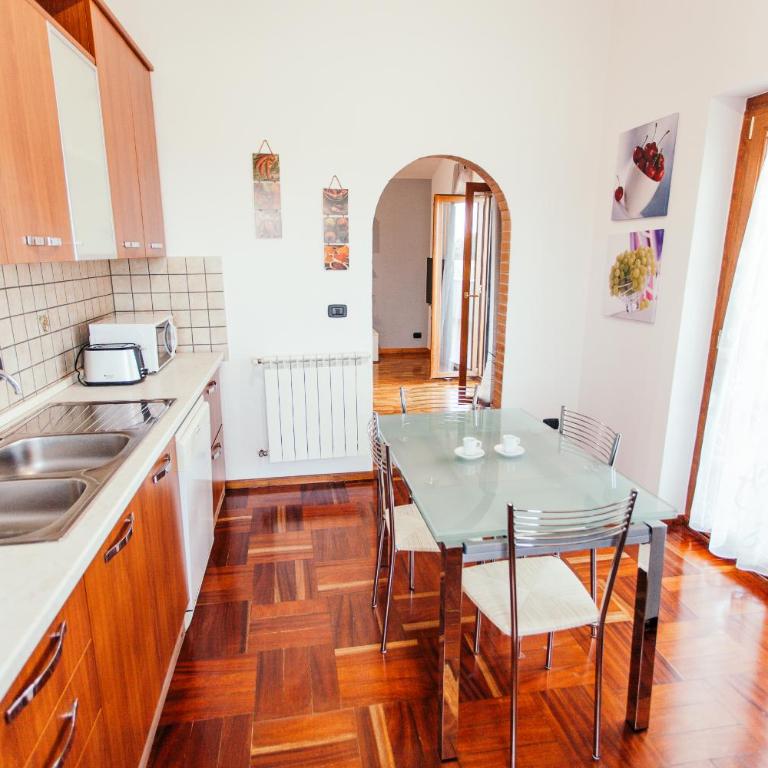 Domus Leonardo-Private Free Parking - Appartamento con Vista Giardino - 7