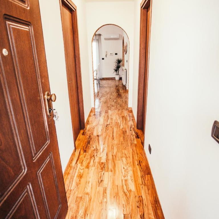 Domus Leonardo-Private Free Parking - Appartamento con Vista Giardino - 25
