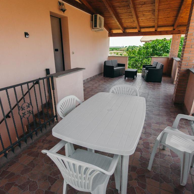 Domus Leonardo-Private Free Parking - Appartamento con Vista Giardino - 31