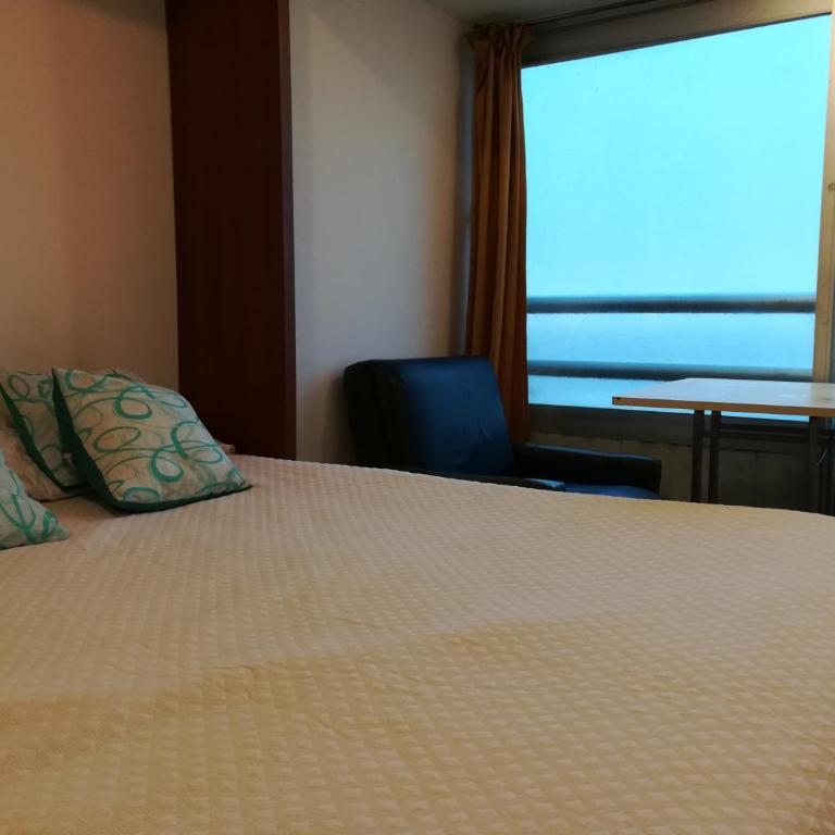 Departamento Villa Gesell Sur Sobre Playa y 140 Vista al Mar - Apartment with Sea View - 11