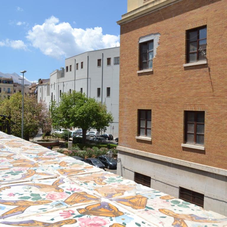 Dietro al Massimo - Camera Familiare con Terrazza - 3