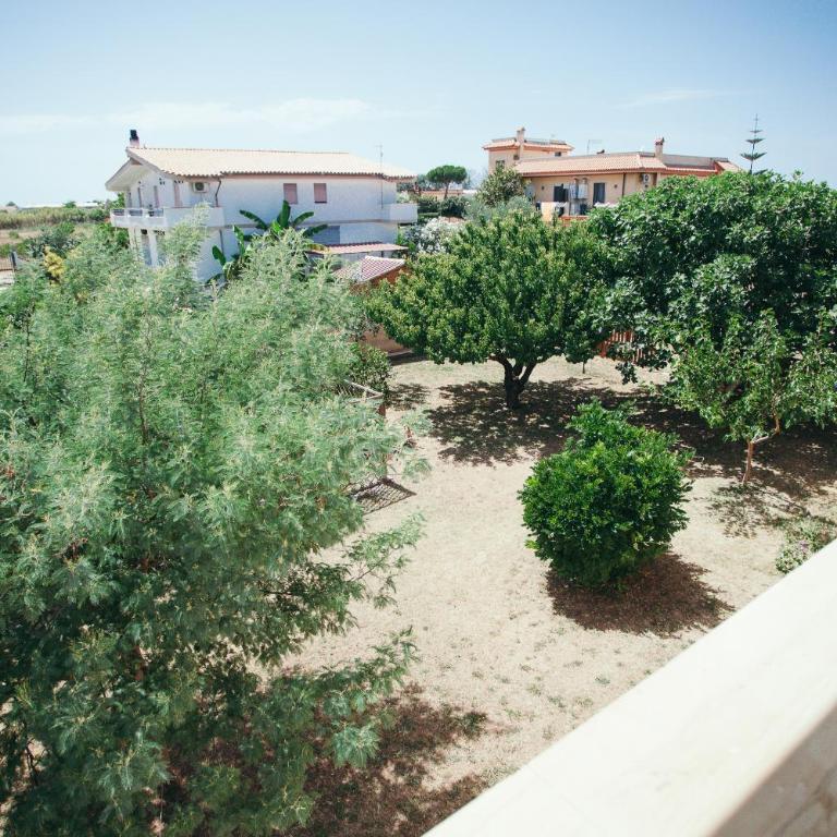 Domus Leonardo-Private Free Parking - Appartamento con Vista Giardino - 30