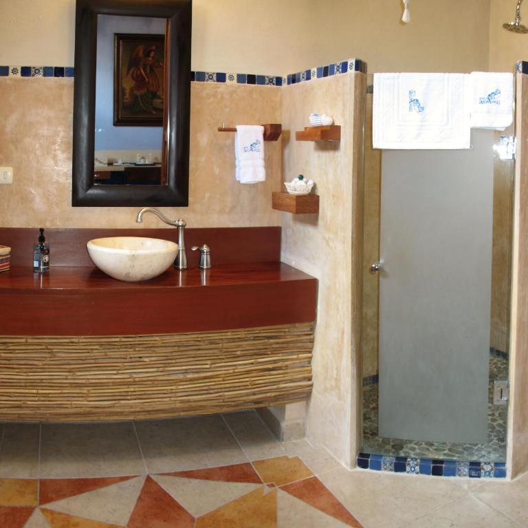 Hotel Boutique Casa San Angel - Standard Room - 10