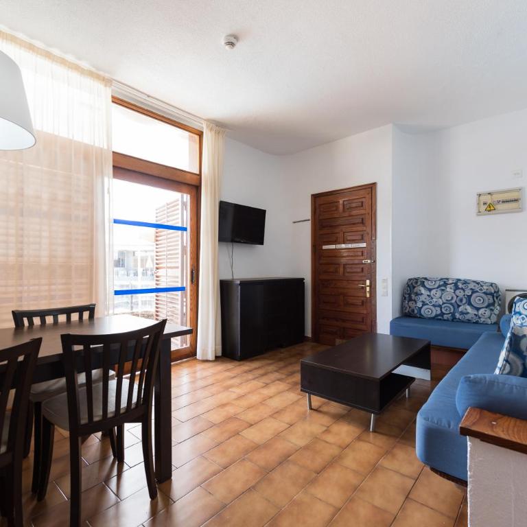 Apartamentos Don Pedro - Apartamento de 2 dormitorios - 3