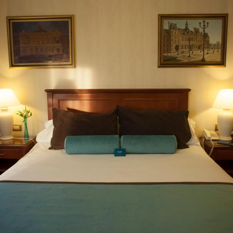 Epic Hotel Villa Mercedes - Double Room - 9