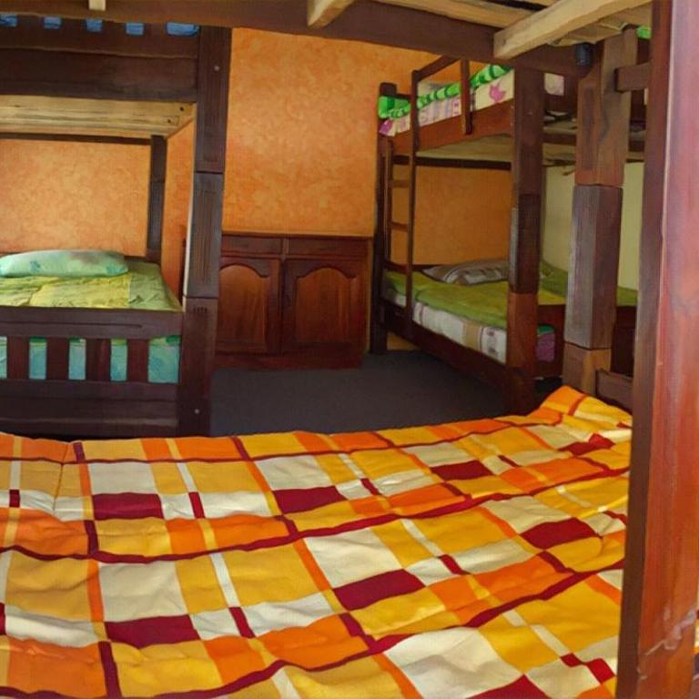 Greenhouse Bolivia - Cama en habitación compartida mixta de 6 camas - 6