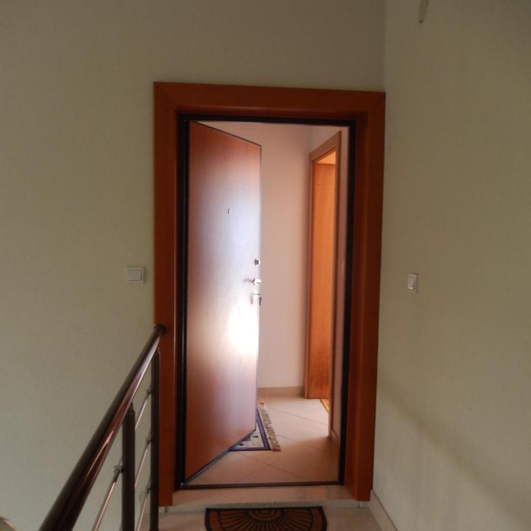 Apartment Brace Grakalica 20b - Apartment with Sea View - 2