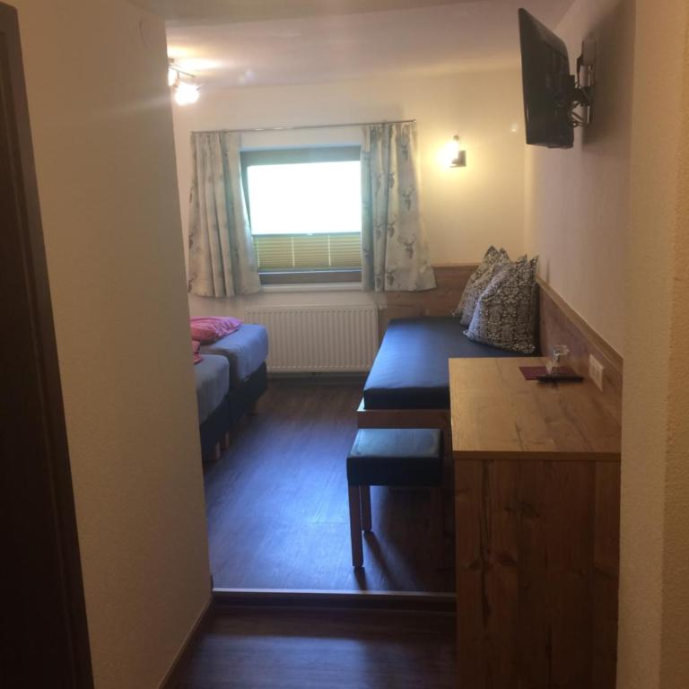 Haus Almrausch - Apartment mit Balkon - 17