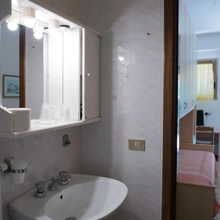 Hotel Malibran - Economy Twin Room - 1