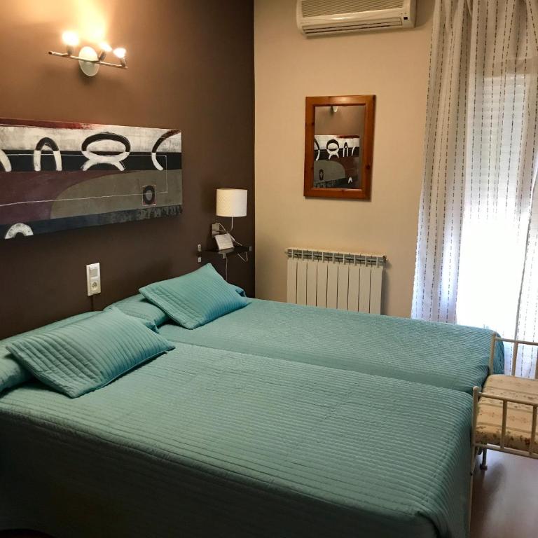 Hostal Delgado - Habitación Doble - 1 o 2 camas - 4