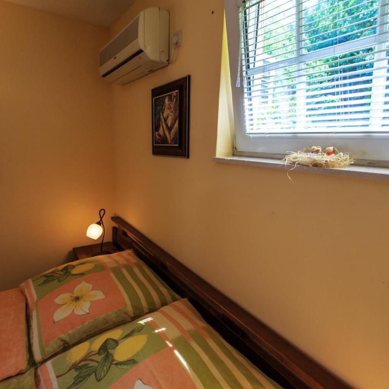 daMonte – Apartments and rooms - Dvokrevetna Soba sa Bračnim Krevetom i Terasom - 3
