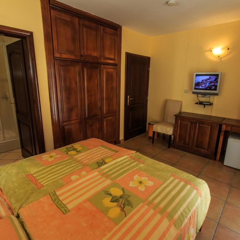 daMonte – Apartments and rooms - Dvokrevetna Soba sa Bračnim Krevetom i Terasom - 2