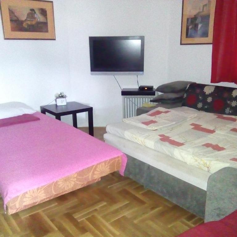 Apartmani Jazz Aleksandra - Porodični Apartman sa Balkonom i Pogledom na More - 2