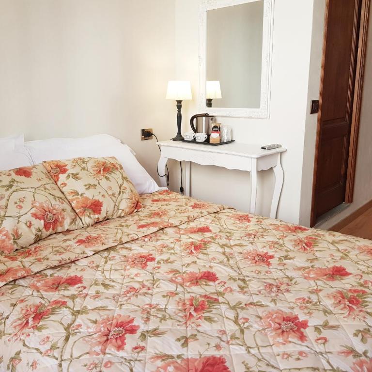 Lady Luna B&B - Camera Matrimoniale Standard - 7