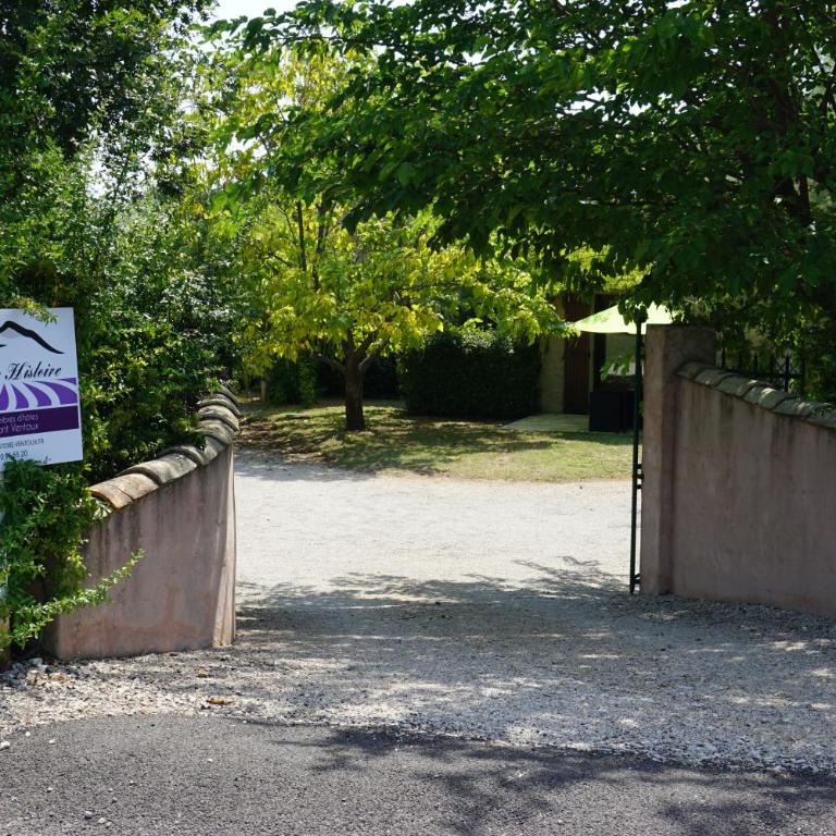 La belle histoire Gîte Ventoux - Studio avec Vue sur Jardin - 28