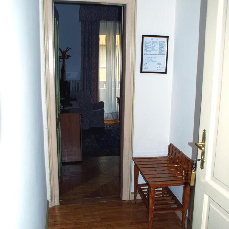 Hotel De La Poste - Camera Singola - 6