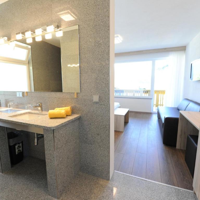 Terrassenhotel Reichmann - Großes Doppelzimmer - 6