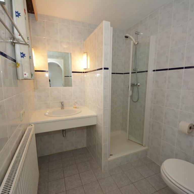 Haus Irmgard by Châtel Reizen - Doppelzimmer mit eigenem Bad - 15