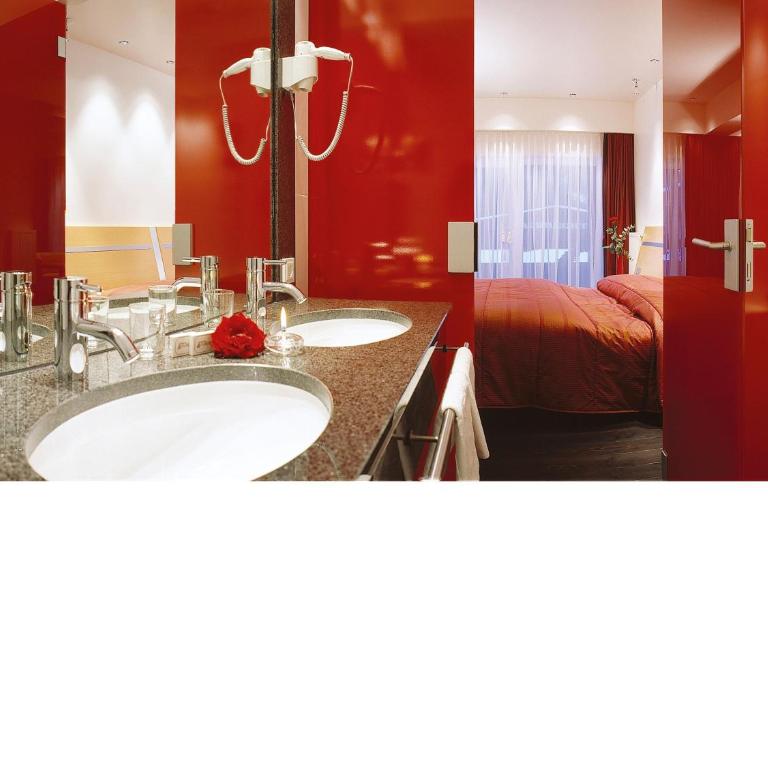 Alpenlove - Adult SPA Hotel - Comfort Doppelzimmer 'Red Passion' - 2