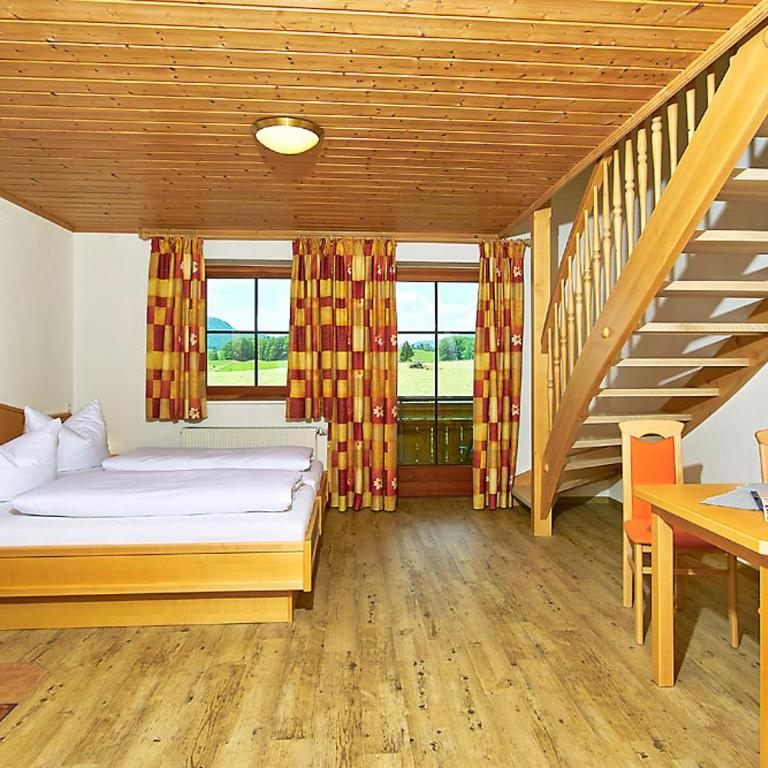 Landhotel Wiesbauer - Doppelzimmer mit Balkon - 3