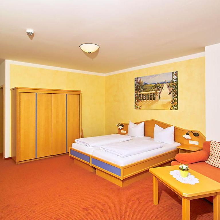 Landhotel Wiesbauer - Deluxe Doppelzimmer mit Balkon - 4