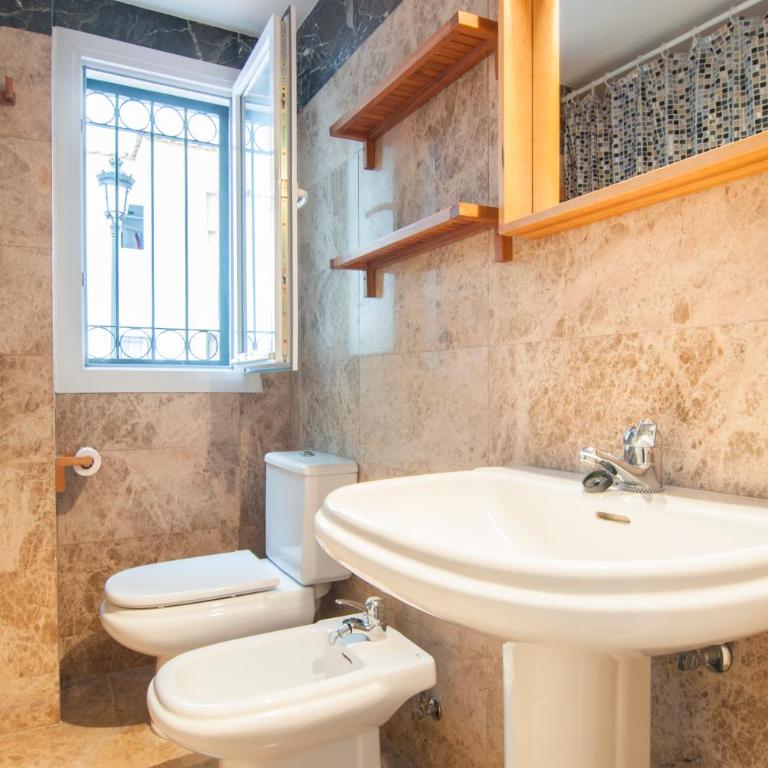 Puerto Deportivo Estepona - Apartamento con vistas al mar - 25