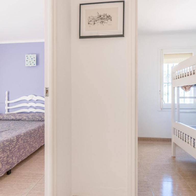 Apartaments Fincasol - Two-Bedroom Apartment with Balcony - 6