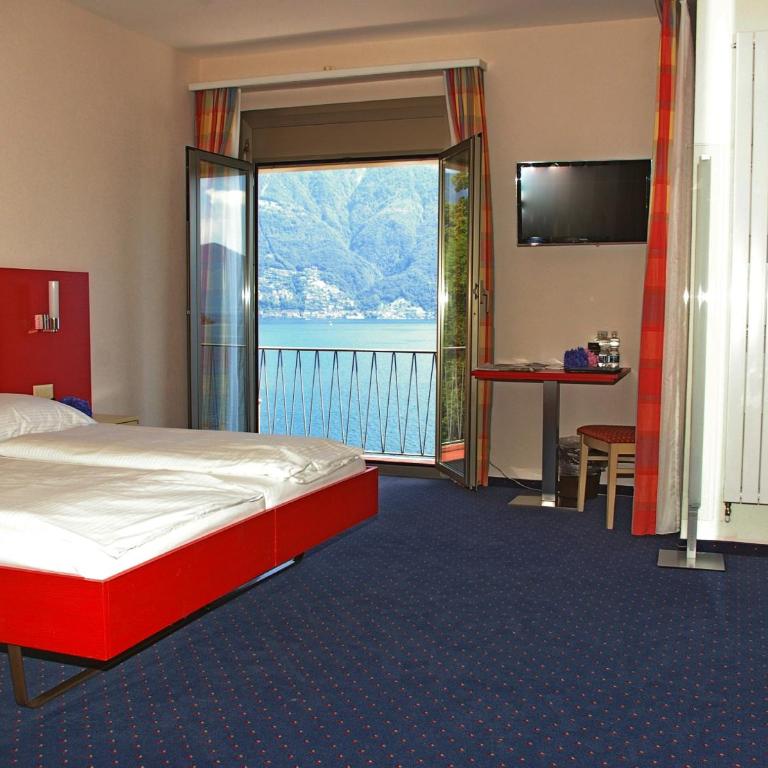 Hotel Arancio - Camera Tripla Panorama con Balcone e Vista Lago - 2