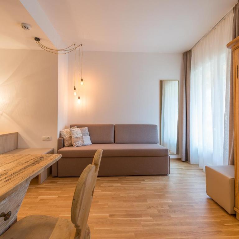 Tirolerin Garni Hotel - Junior Suite con Balcone - 2