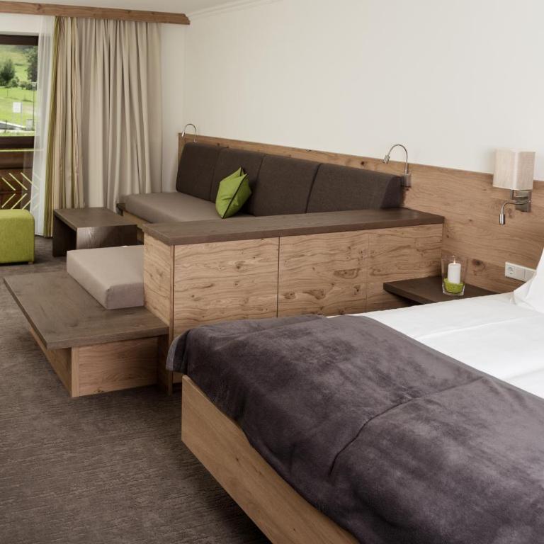Hotel Tauernhof I Zell am See-Kaprun Sommerkarte inklusive - Suite mit Balkon - 3