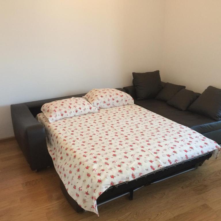 Relax Apartment Becici - One-Bedroom Apartment - 15