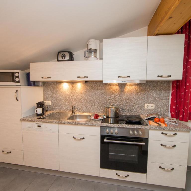 Apartmenthaus Gotthardt - Apartment mit 2 Schlafzimmern - 32