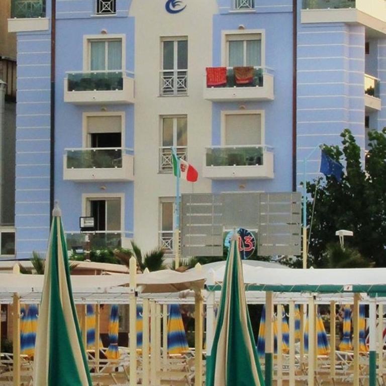 Hotel Cigno D'Oro - Quadruple Room with Sea View - 5