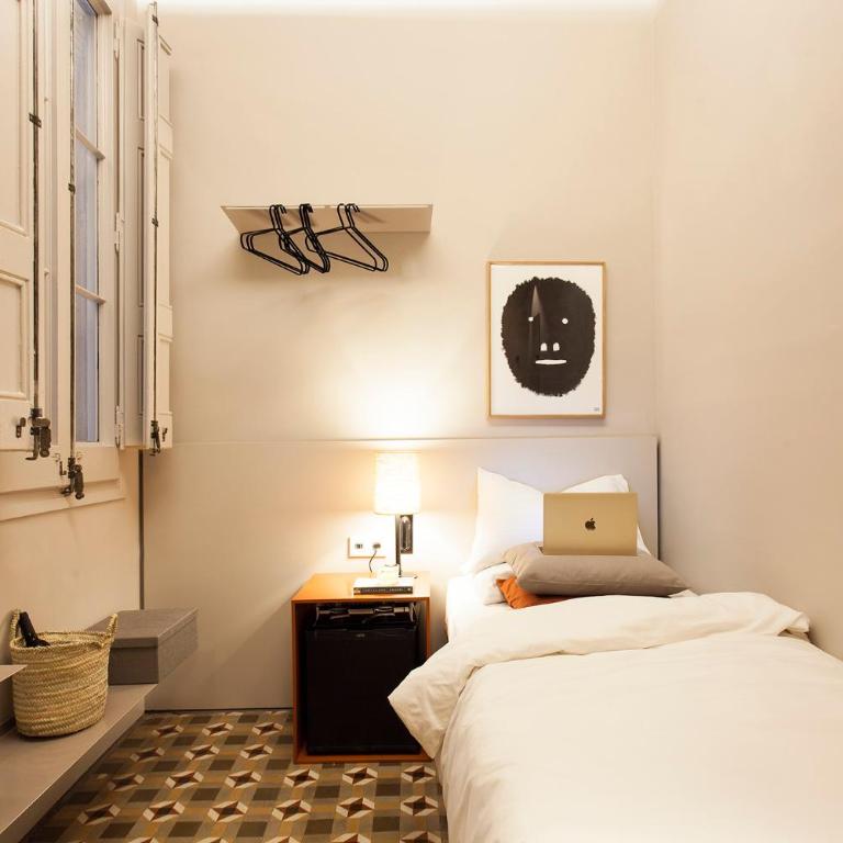 DestinationBCN - Universitat Rooms - Interior Single room with Shared Bathroom (I) - 2