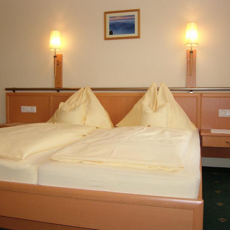 Pension Elisabeth - Doppelzimmer mit Balkon - 4