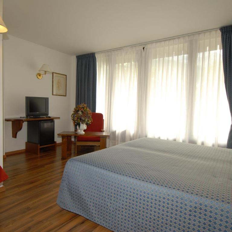 Hotel Baita Clementi - Camera Classic Matrimoniale/Doppia con Letti Singoli - 2