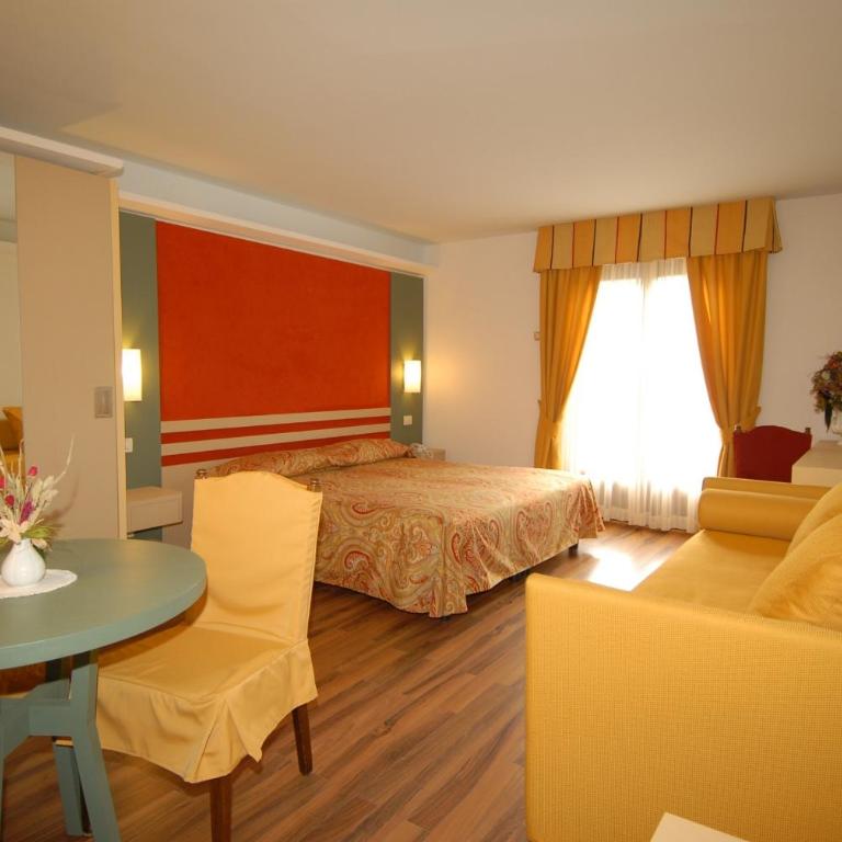 Hotel Baita Clementi - Camera Superior Matrimoniale/Doppia con Letti Singoli - 2