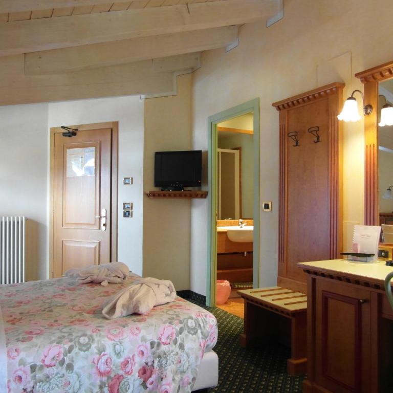 Hotel Ideal - Camera Matrimoniale Classic - 7
