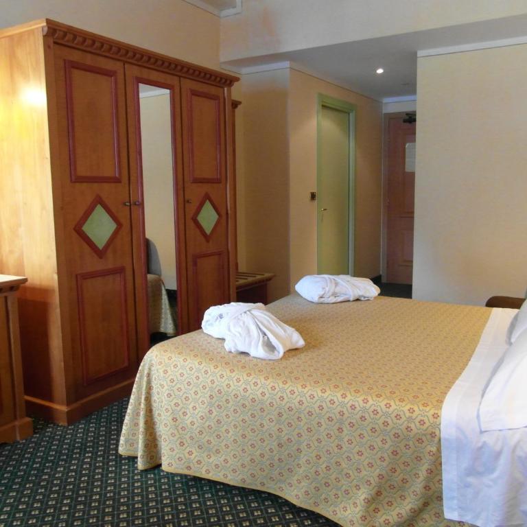 Hotel Ideal - Camera Matrimoniale Classic - 6